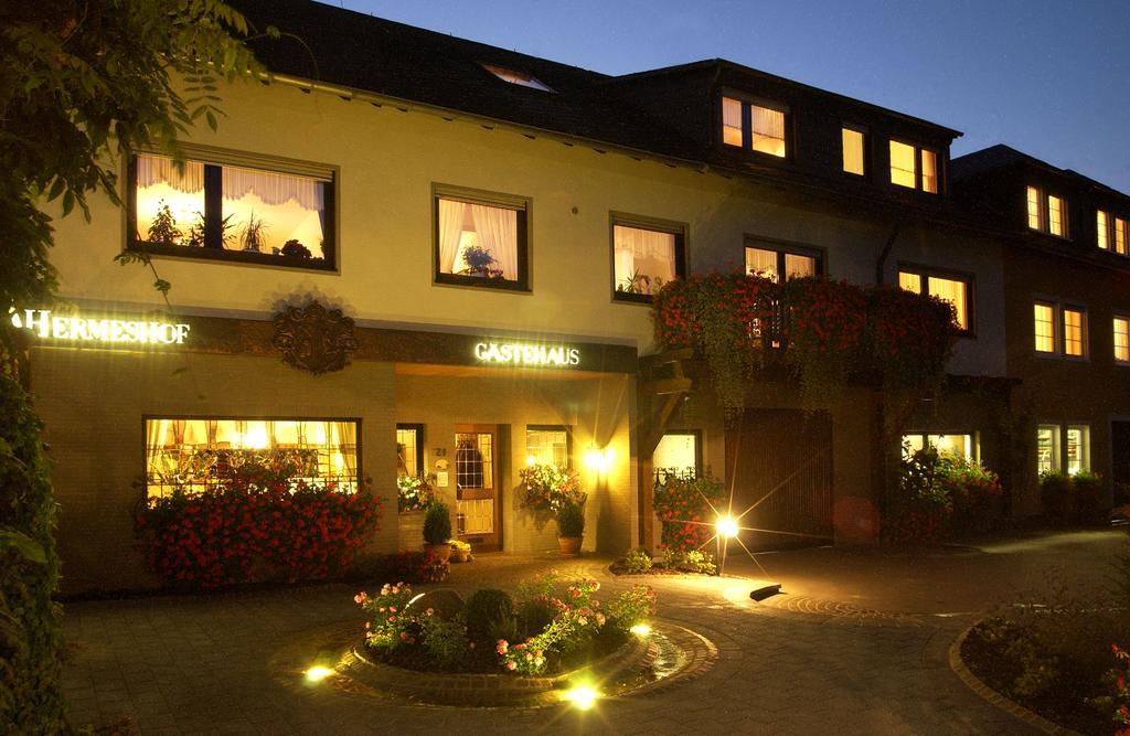 Hotel Wein & Gastehaus Hermeshof Trittenheim Exterior foto